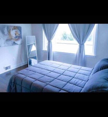 Lovely 1-Bedroom Rental Unit With Free Parking Вашингтон Экстерьер фото